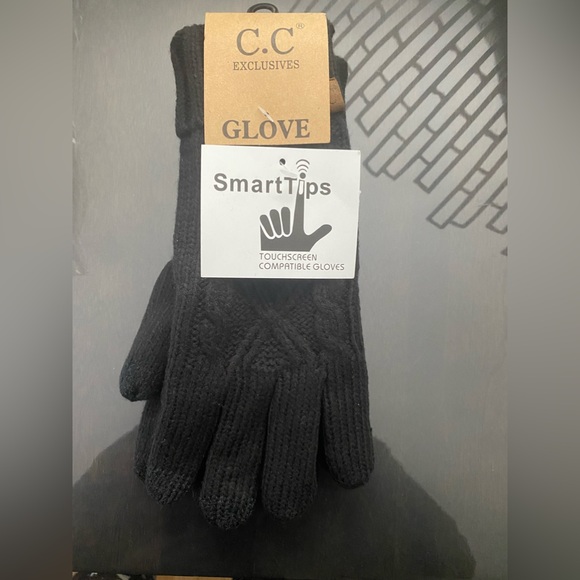C.C Exclusives infinity scarf, and smart tip gloves set - Picture 7 of 13